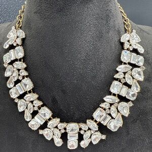 BaubleBar Anessa necklace